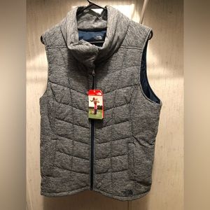 North Face women’s vest
